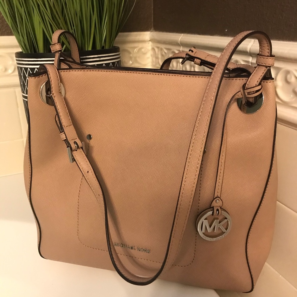 Michael Kors blush purse